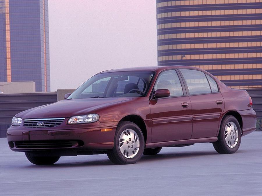  Chevrolet Malibu 1997 года  (фото 4 из 12)